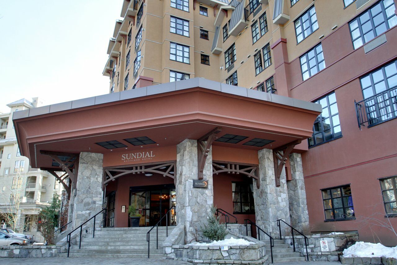 Sundial Hotel Whistler Exterior foto